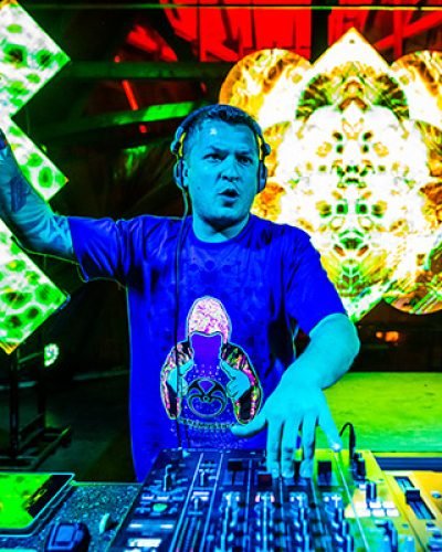 Diksha-Ozora-live-palco-mainfloor